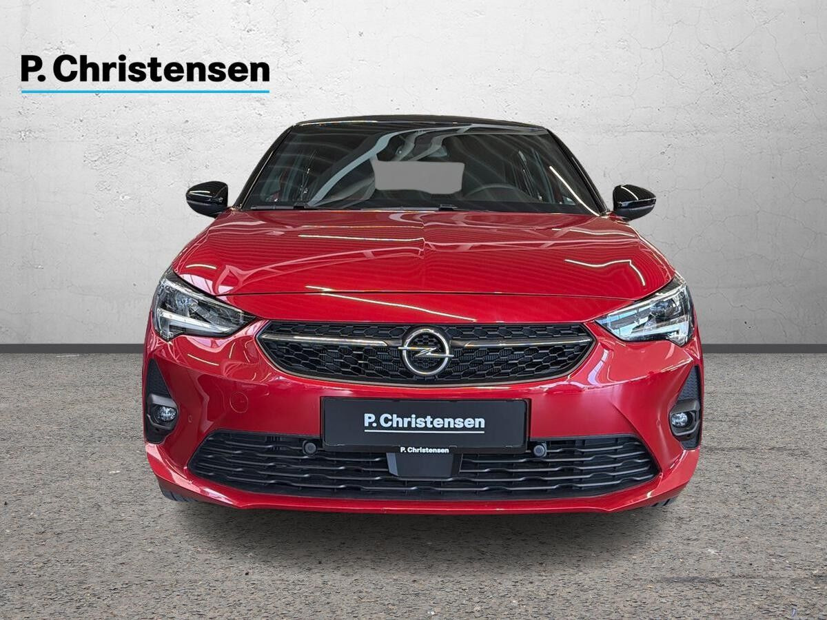 Rød Opel Corsa-e fra 2023