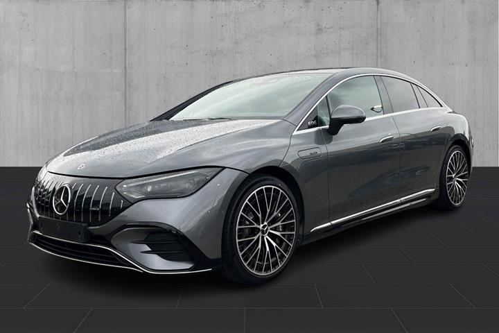Grå Mercedes EQE43 fra 2023