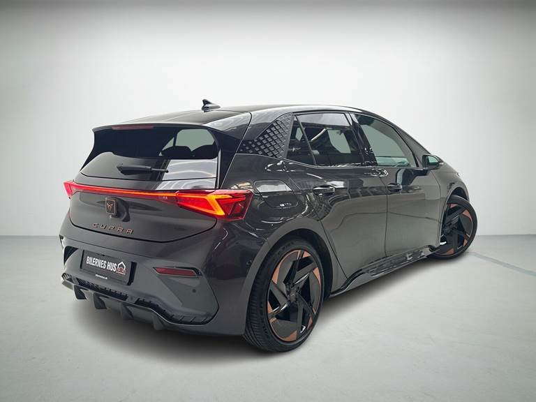 Cupra Born EL Dinamica Pack High 204HK 5d Aut.