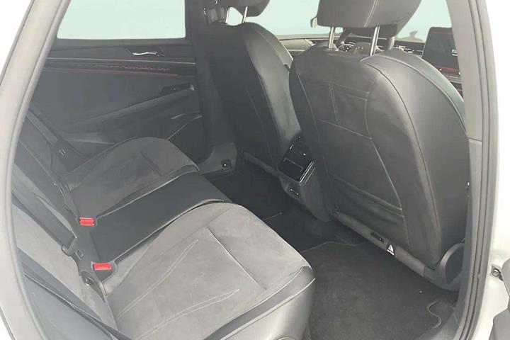 Hvid VW ID.7 fra 2025