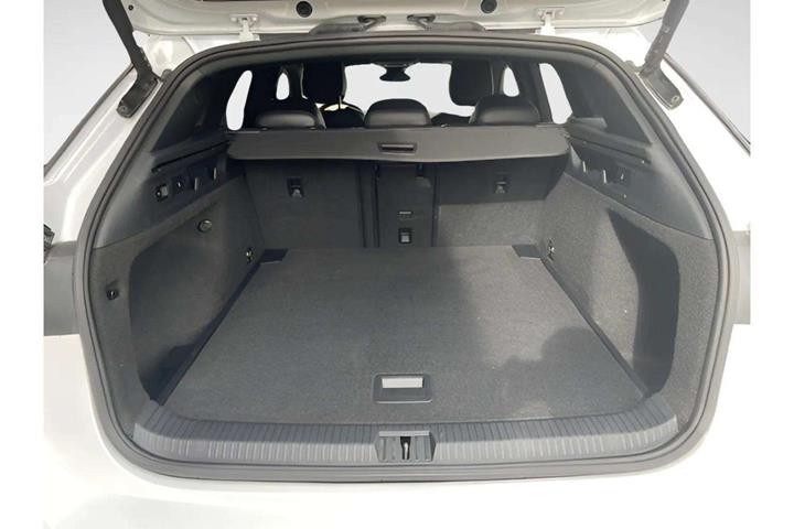 Hvid VW ID.7 fra 2025
