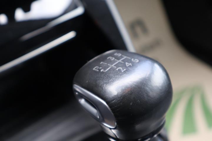 undefined Peugeot 208 fra 2021