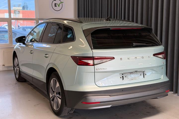 Turquoise Skoda Enyaq fra 2021