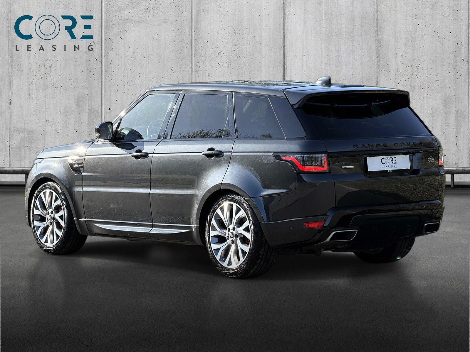 Grå Land Rover Range Rover sport fra 2019