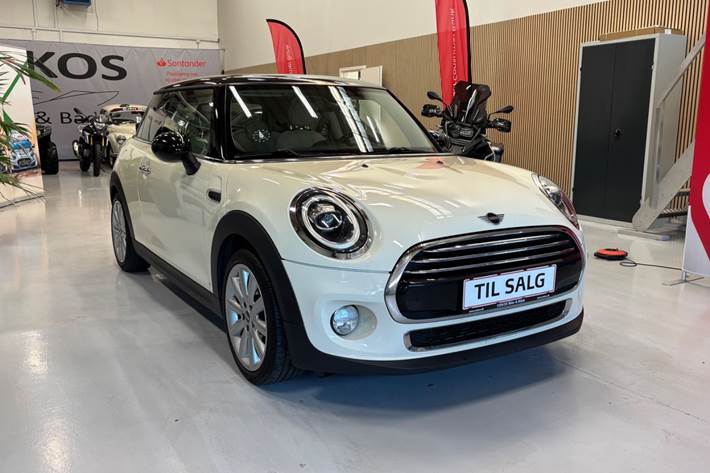Orange Mini Cooper fra 2018