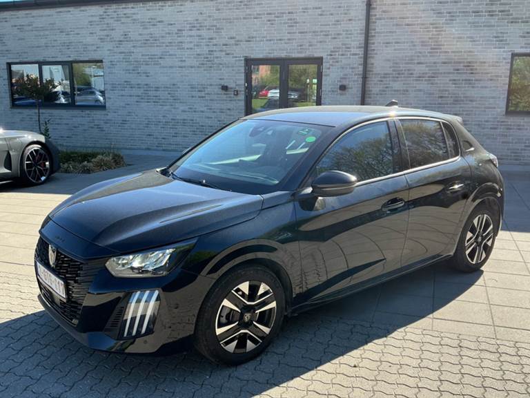 Peugeot 208 1,2 PureTech 100 Allure