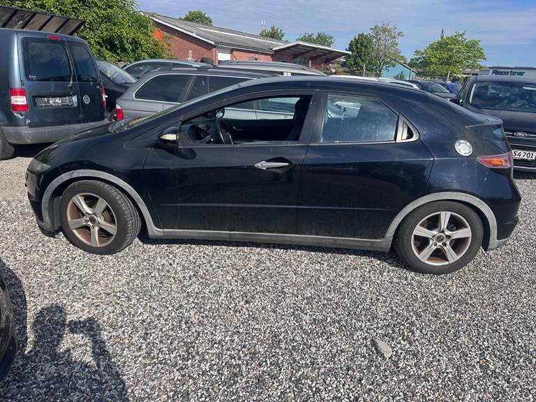 Honda Civic 1,8 Executive