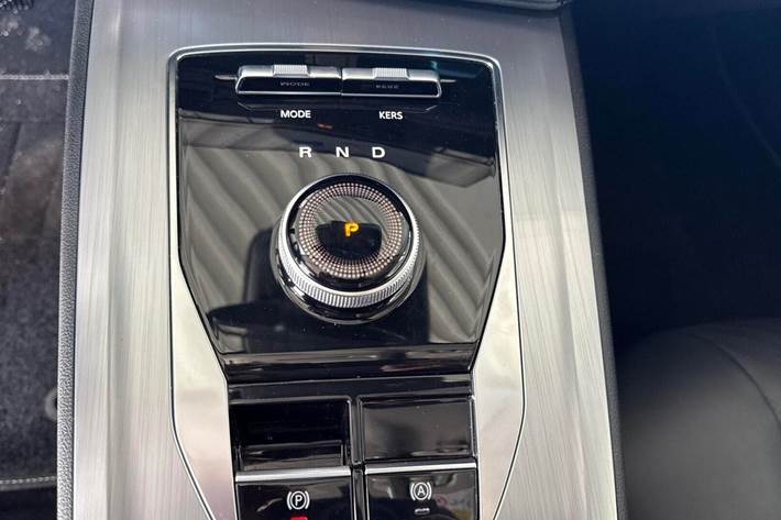 Sort MG MG5 fra 2023