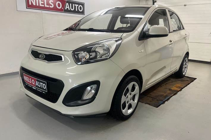 Beige Kia Picanto fra 2011