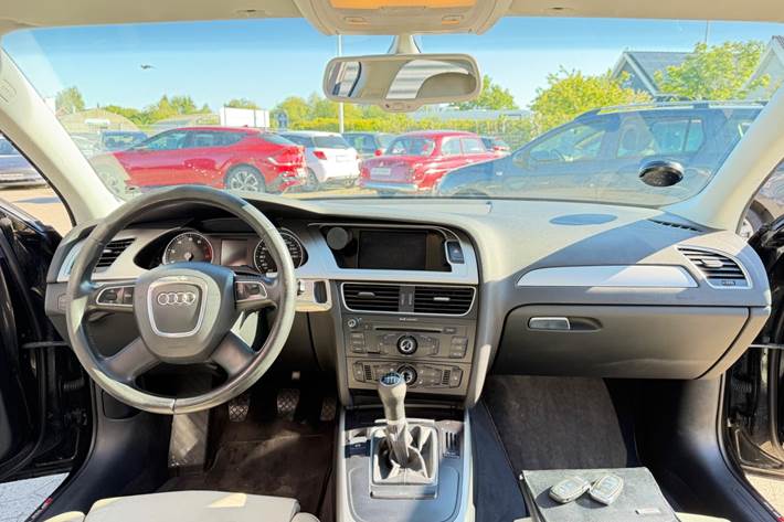 Sort Audi A4 fra 2010