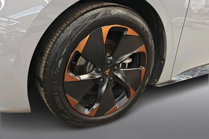 Grå Cupra Born fra 2022
