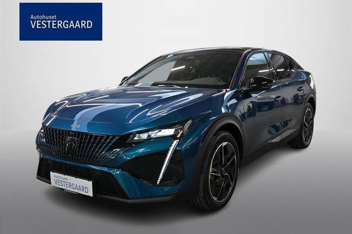 Blå Peugeot e-408 fra 2025 set udefra