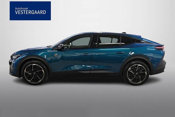 Blå Peugeot e-408 fra 2025