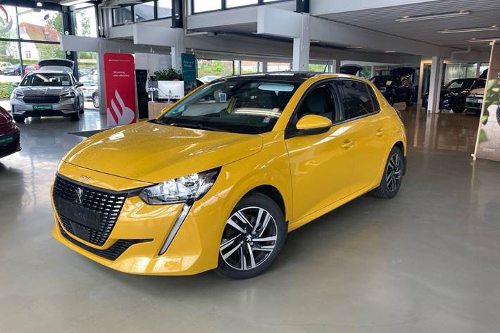 Gul Peugeot 208 fra 2020