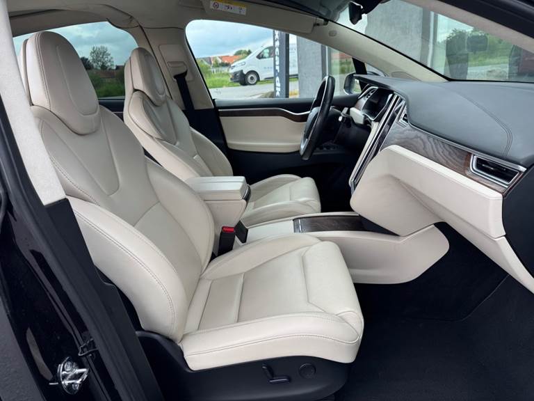 Tesla Model X 100D 7prs