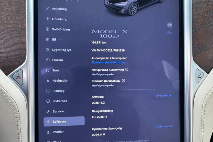 Sort Tesla Model X fra 2018