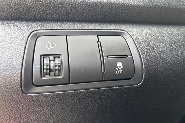Rød Hyundai i20 fra 2019