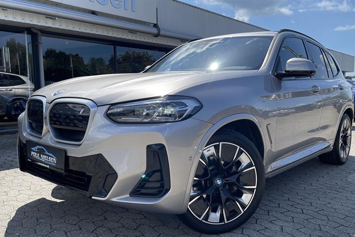 undefined BMW iX3 fra 2023 set udefra