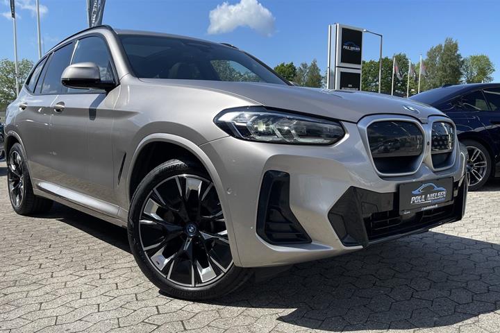 undefined BMW iX3 fra 2023 set udefra