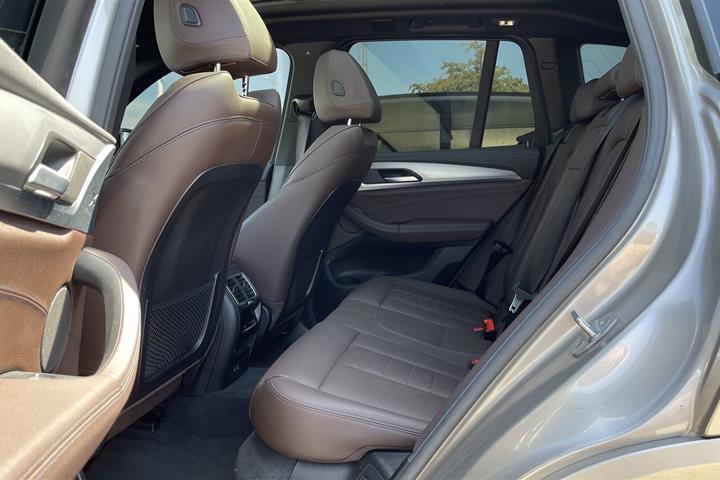 undefined BMW iX3 fra 2023