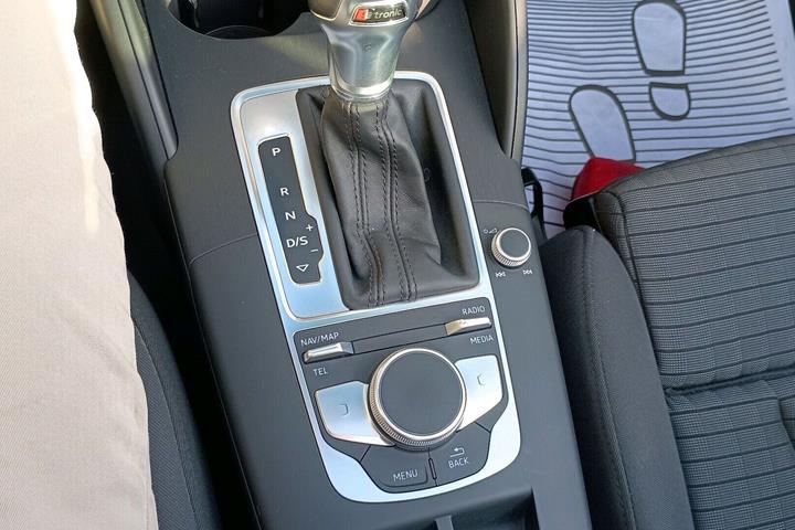 Sort Audi A3 fra 2017