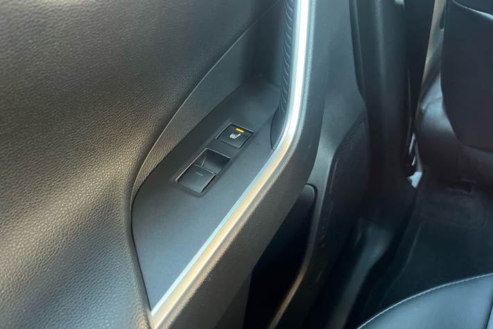 Grå Toyota RAV4 Plug-in fra 2022