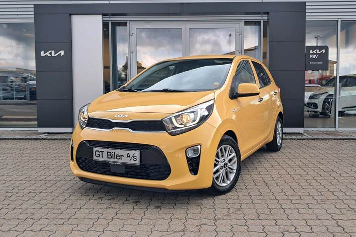 Gul Kia Picanto fra 2022 set udefra
