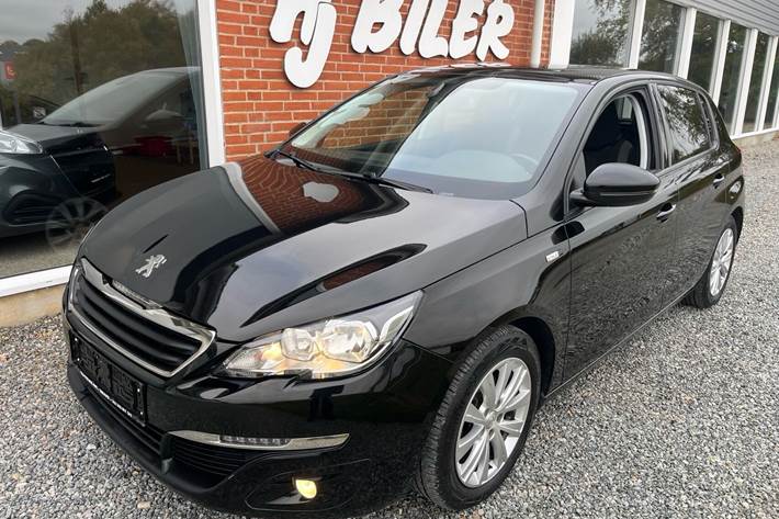 Sort Peugeot 308 fra 2016