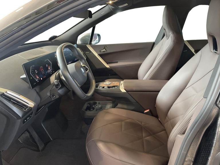 BMW iX xDrive50 Supercharged