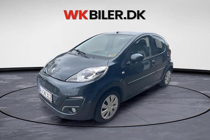 Grå Peugeot 107 fra 2013