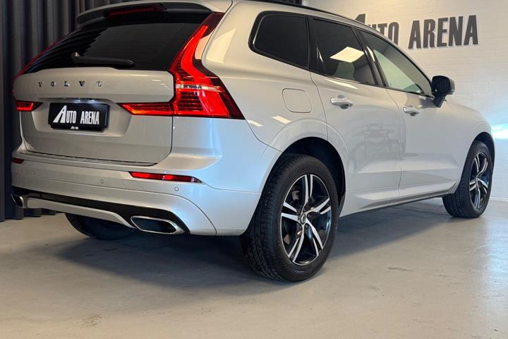 Sølv Volvo XC60 fra 2021