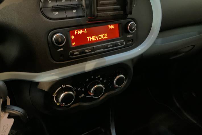 Blå Renault Twingo fra 2014