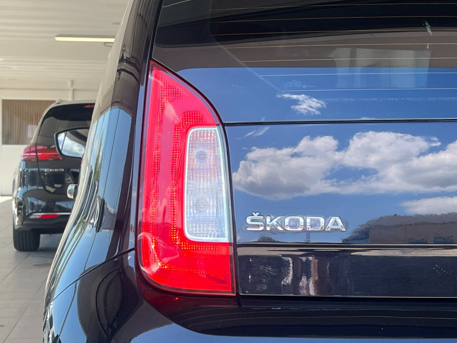 Sort Skoda Citigo fra 2016
