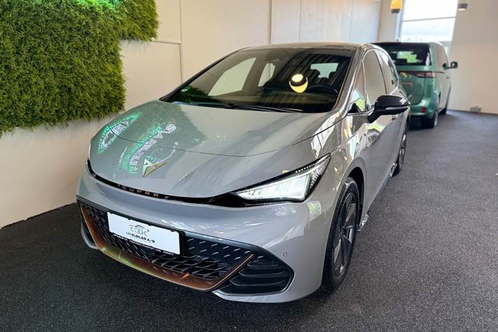 Grå Cupra Born fra 2023
