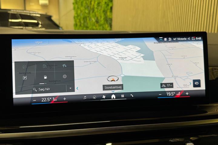 Grå BMW X5 fra 2025