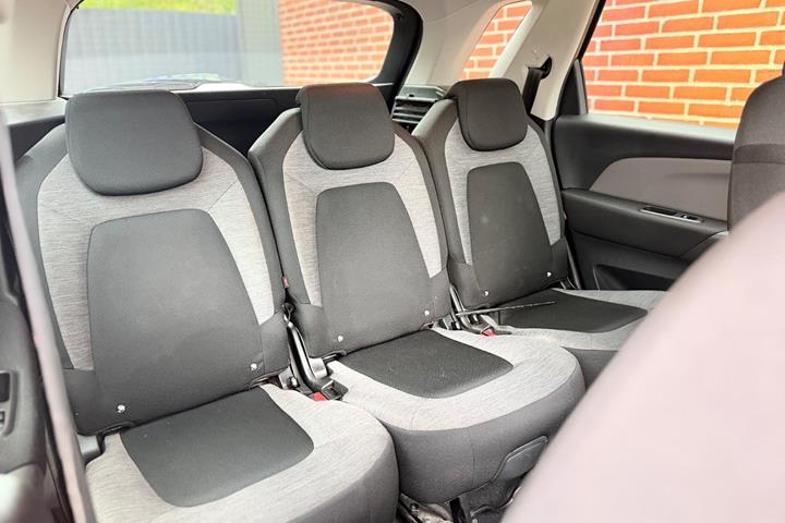 Grå Citroën C4 Picasso fra 2017