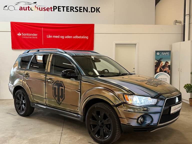 Mitsubishi Outlander 2,4 Instyle CVT 4WD 7prs