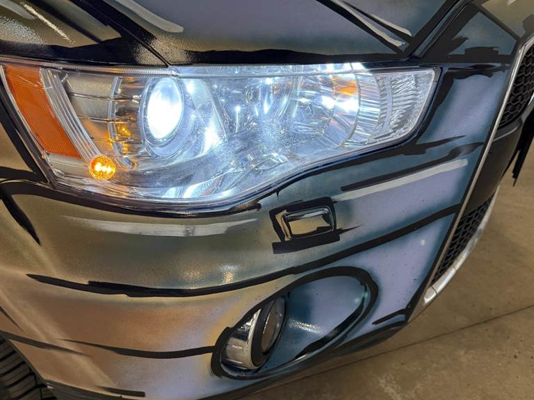 Mitsubishi Outlander 2,4 Instyle CVT 4WD 7prs