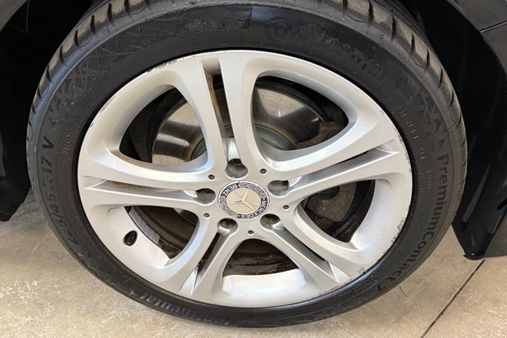 Sort Mercedes A200 fra 2013