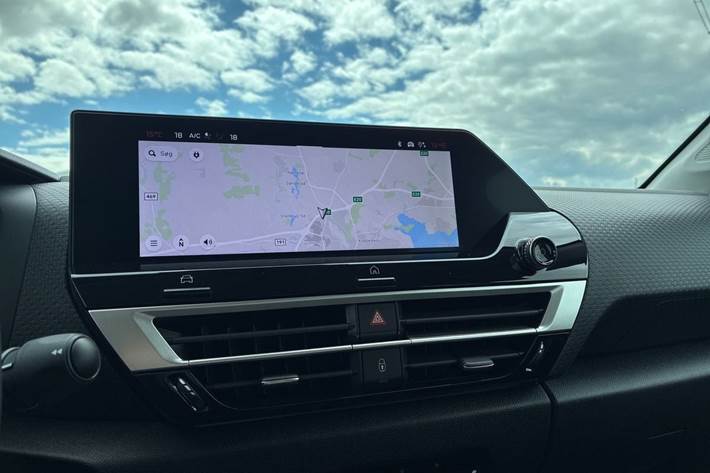 Grå Citroën ë-C4 fra 2024