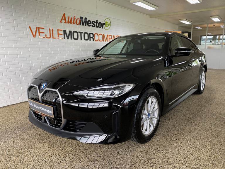 BMW i4 eDrive40 Charged