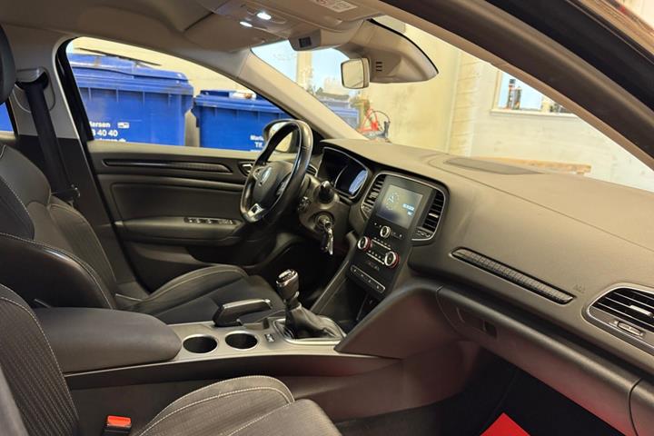 Sort Renault Megane IV fra 2017