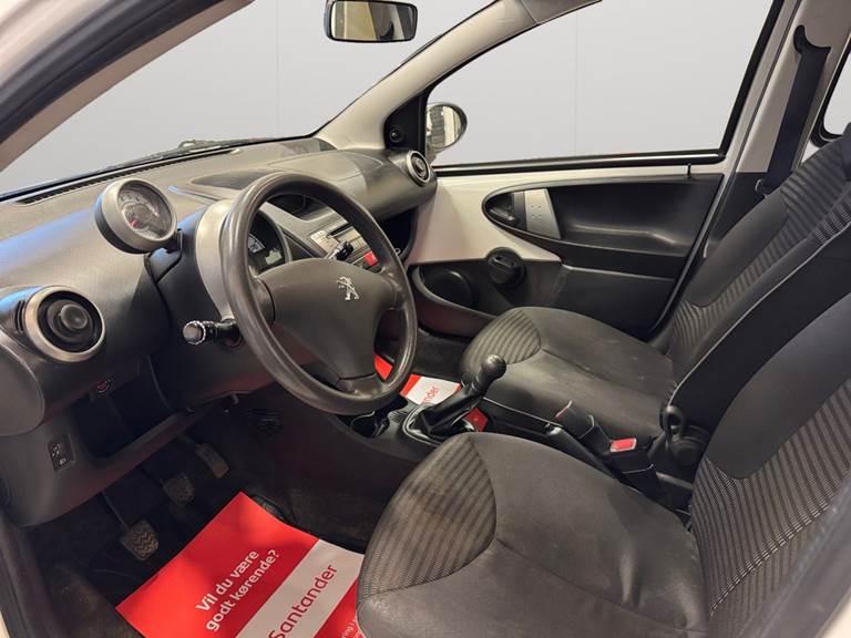 Peugeot 107 1,0 Active