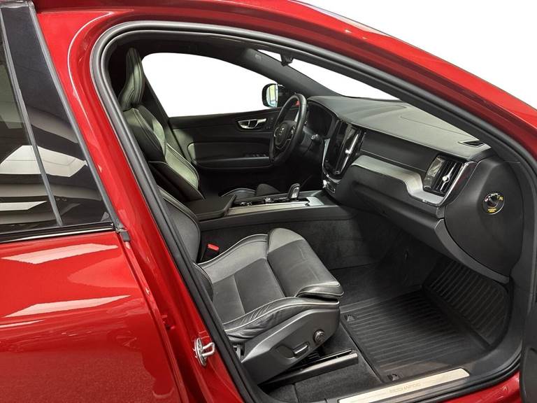 Volvo XC60 2,0 T6 ReCharge R-Design aut. AWD