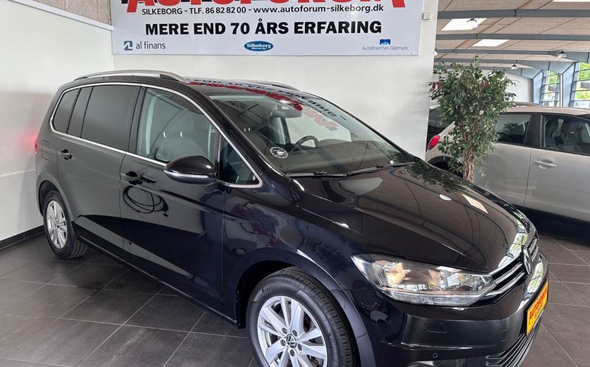 VW Touran 2,0 TDi 150 Highline DSG Van