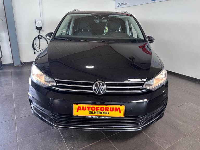 VW Touran 2,0 TDi 150 Highline DSG Van