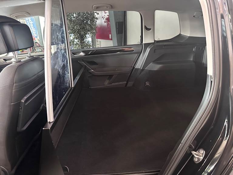 VW Touran 2,0 TDi 150 Highline DSG Van