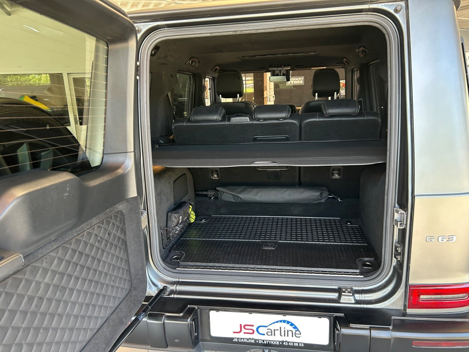 Grå Mercedes G63 fra 2020