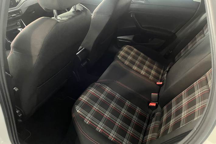 Hvid VW Polo fra 2019