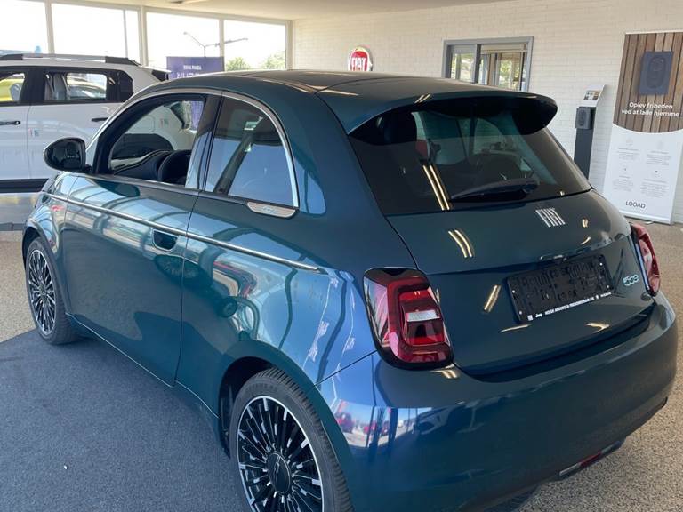 Fiat 500e 42 Icon Plus
